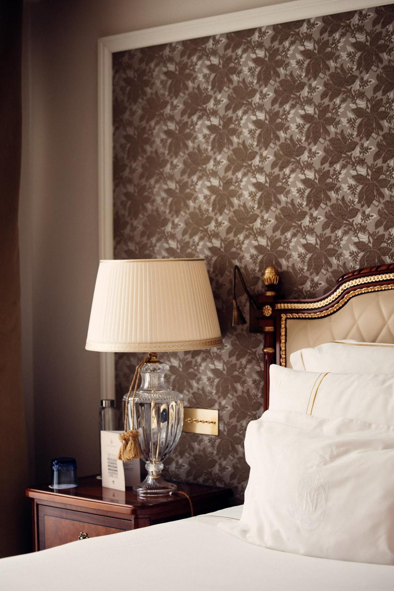 Hotel Splendide Royal Paris - Relais & Chateaux Exteriör bild